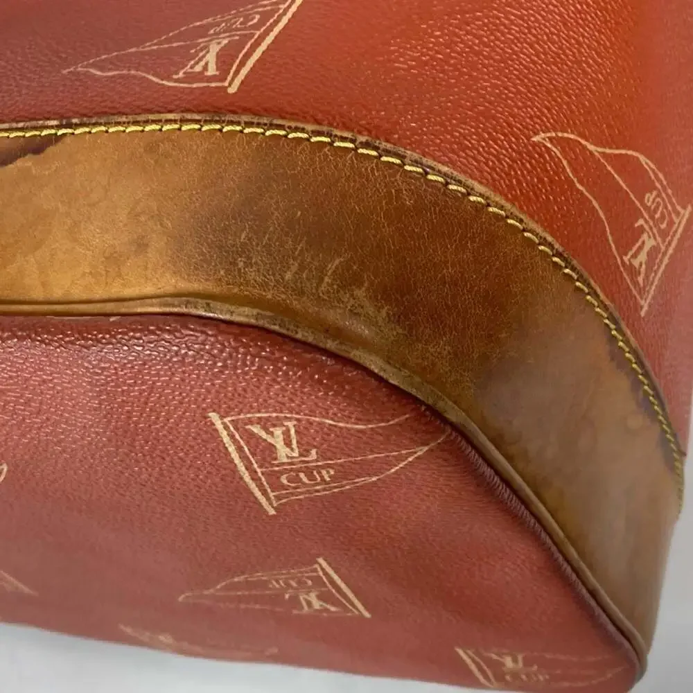 LOUIS VUITTON Brown Leather Shoulder Bag